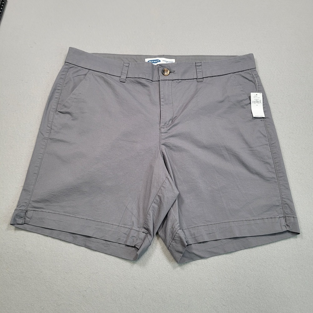 Old Navy Everyday Short Mid-Rise Gray Chino Shorts Size 14 Womens 551184-03-1